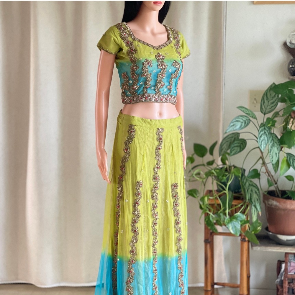 G3 Green Blue Ombre Beaded‎ Zardozi Embroidered Lehenga Choli 2 Piece Set Size 6